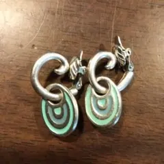 シルバー エメラルドグリーン イヤリング