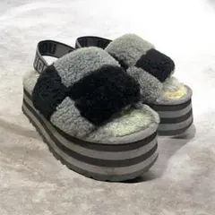 2026年最新】ugg ファーサンダル グレーの人気アイテム - メルカリ