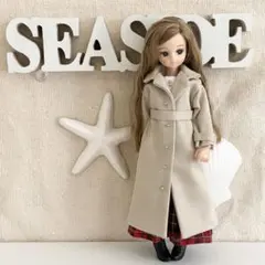 リカちゃん服　3点セット　ハンドメイド　22㎝　コート＆赤のチェックスカート