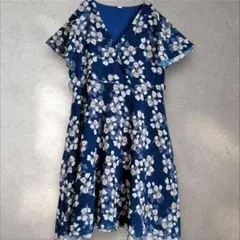 美品 シフォンワンピース 【M】花柄 膝丈 Vネック ネイビー 半袖 春夏