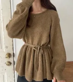 LAUIR リボン付きペプラムニットのサムネイル