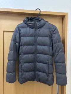 UNIQLO ダウンジャケット フード付き グレー