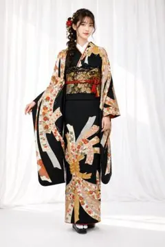 振袖 黒地 熨斗文様 花文様 金彩 成人式 振袖 黒地 熨斗文様 花文様 金彩 成人式 - メルカリ
