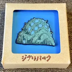 王蟲 ピンバッジ ジブリパーク 風の谷のナウシカのサムネイル