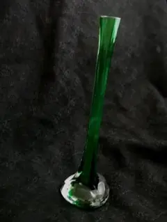 ガラス製　一輪挿し　フラワーベース