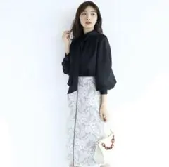 【最終価格】JUSGLITTY レースボンディングタイトスカート サイズ1