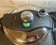 美品》ティファール CLIPSO 4.5L 圧力鍋 ステンレス 蒸し器付きのサムネイル