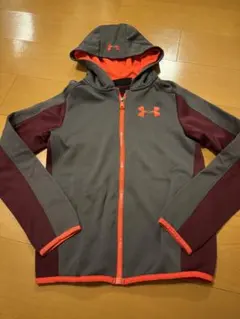 Under Armour フード付きパーカー グレー/バーガンディ140