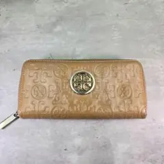 【美品】トリーバーチ 長財布 ラウンドファスナー エンボス エナメル