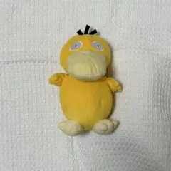 ポケモン コダック ぬいぐるみ