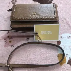 ‼️セール‼️マイケルコースお財布ショルダー