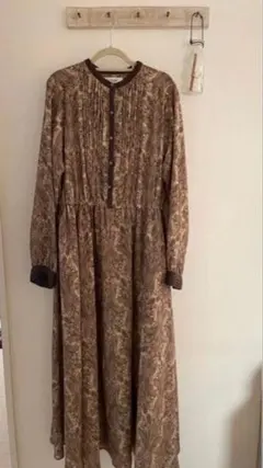 URBAN RESEARCH ペイズリー柄ワンピース(オリーブ)