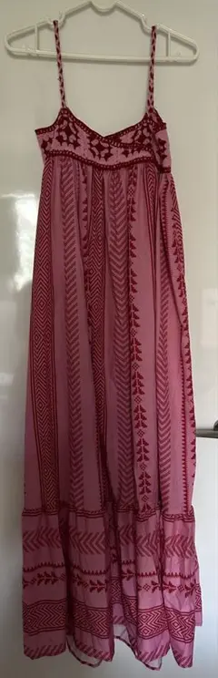 ピンク刺繍ロングキャミワンピース