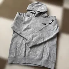 THE NORTH FACE グレー パーカー