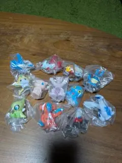 ポケモンキッズ　指人形 フィギュア ソフビ ゆび人形 まとめ売り 12体