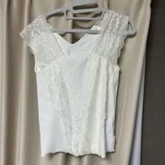 レースホワイトタンクトップ