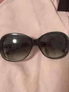 GIVENCHY サングラス　ダークグレーグラデーションのサムネイル
