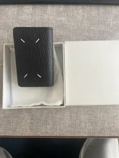 非売品シンプルなレザー短財布