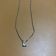 シルバー ダイヤモンド風 ネックレス