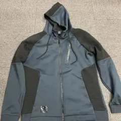 アイズフロンティア パーカー