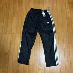 adidas ナイロンパンツ 新品タグ付き