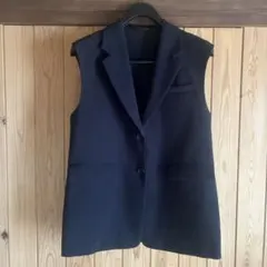 GU黒いベスト Mサイズ 2ポケット 2ボタン