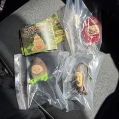 こびとづかん　おすわりマスコット4　3種 ガチャ　カプセルトイ