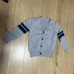 グレー Vネック カーディガン 120