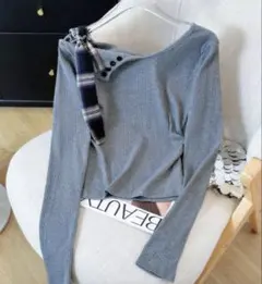 グレー トップス M