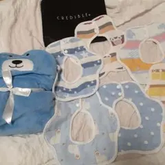 新品　クマ おくるみ　着ぐるみ　ブランケット　ビブ　スタイ　セット