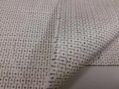 着物はぎれ「大島紬白大島亀甲柄」