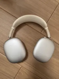 Apple AirPods Max シルバー　正規品　状態悪いため格安のサムネイル