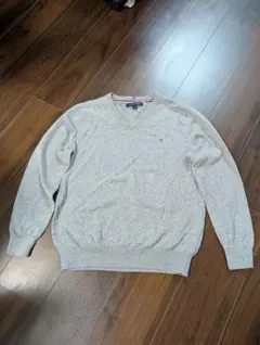 値下げ！　TOMMY HILFIGER グレー Vネックセーター M