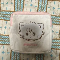 mikko スクエアポーチ　ムース