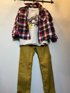 恐竜半袖Tシャツ（110㎝）+長袖シャツ＋カラーパンツ　セット販売
