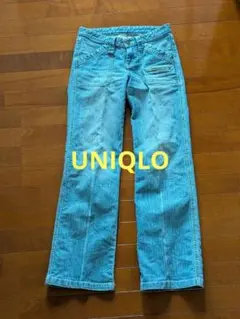 UNIQLO ライトブルー ブーツカットデニム