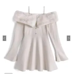 値下げ‼️パールストラップ付きファーオフショルダーニットワンピース