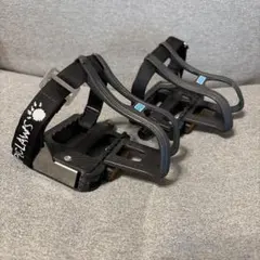ESCAPE CLAWS トゥークリップ付きペダル 左右セットのサムネイル