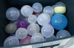 ガチャガチャ空カプセル　37個