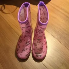 ピンク リボンと星模様の長靴