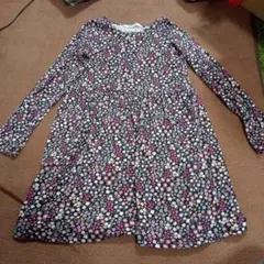 H&M 花柄長袖ワンピース 134/140