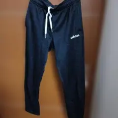 adidas 黒 ジャージズボン 140