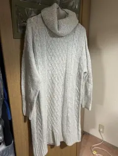 BEAMS HEART ケーブル編み タートルネックセーターワンピース