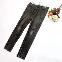 Item thumbnail for item fc6d74da-67ff-4de7-8582-9c622246d4ad