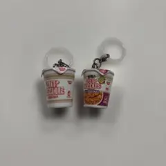 日清カップヌードル　めじるしアクセサリー　2種セット