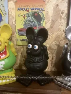 Rat Fink 特大フィギュア グリーン ラットフィンク - メルカリ