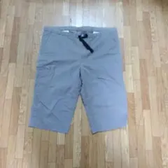 UNIQLO ベージュ ショートパンツ