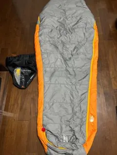 THE NORTH FACE ALEUTIAN 35 寝袋 シュラフのサムネイル