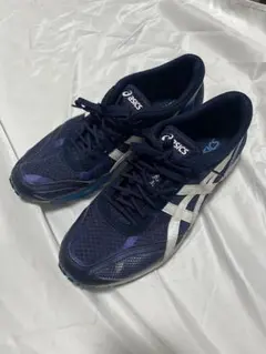ASICS ランニングシューズ