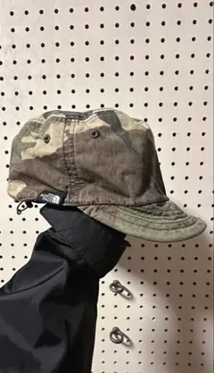 【THE NORTH FACE】リバーシブル迷彩キャップ